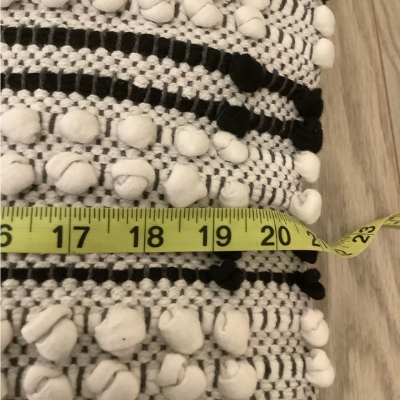 Home goods textured boho pillow❤️❤️❤️❤️ - Picture 6 of 9